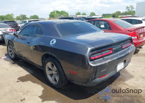 2016 Dodge Challenger Sxt z USA, uszkodzony, nr VIN 2C3CDZAG1GH285108